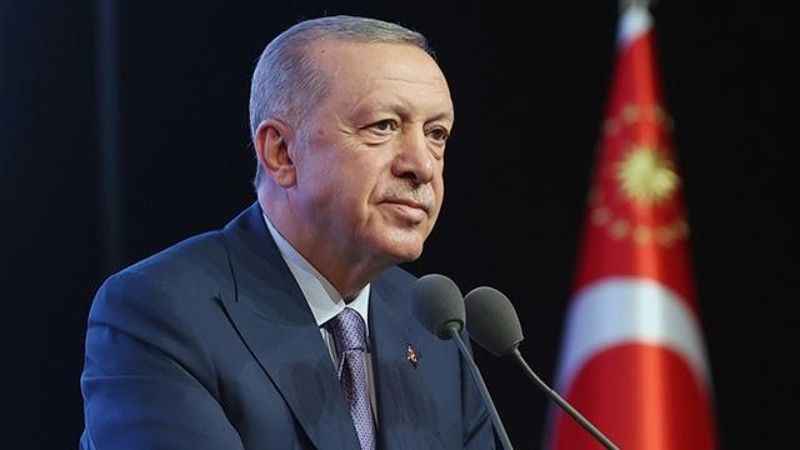 Cumhurbaşkanı Erdoğan ve bakanlardan Cumhuriyetin 100’üncü yılı için bayrak çağrısı